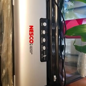 130w, 120 vac, 60 Hz Sealer